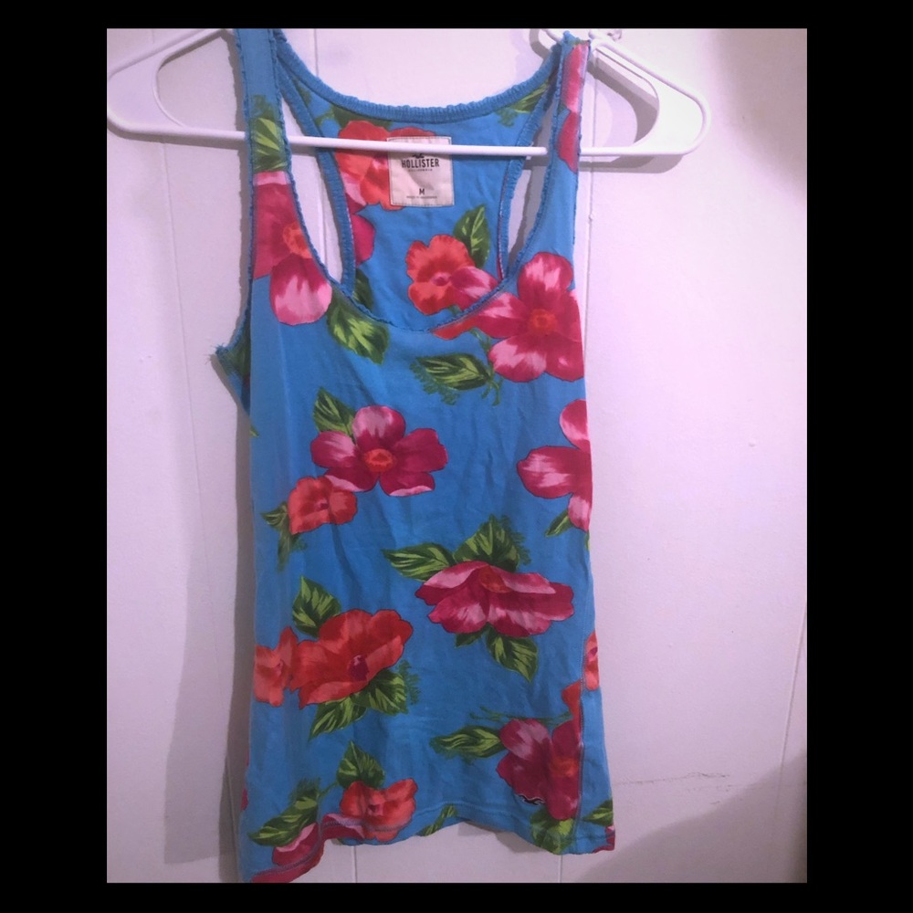 Hollister women’s M tank top